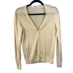 UNIQLO Wool Butter Yellow V-neck Lightweight Cardigan SZ S Transition Spring